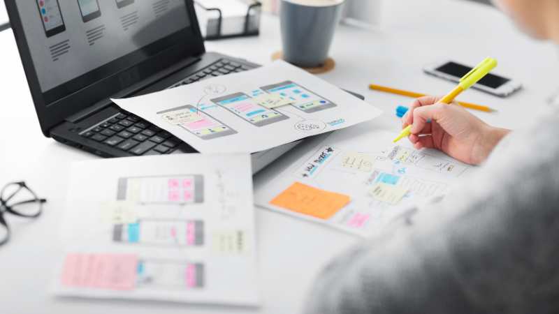 ウエブデザイナー